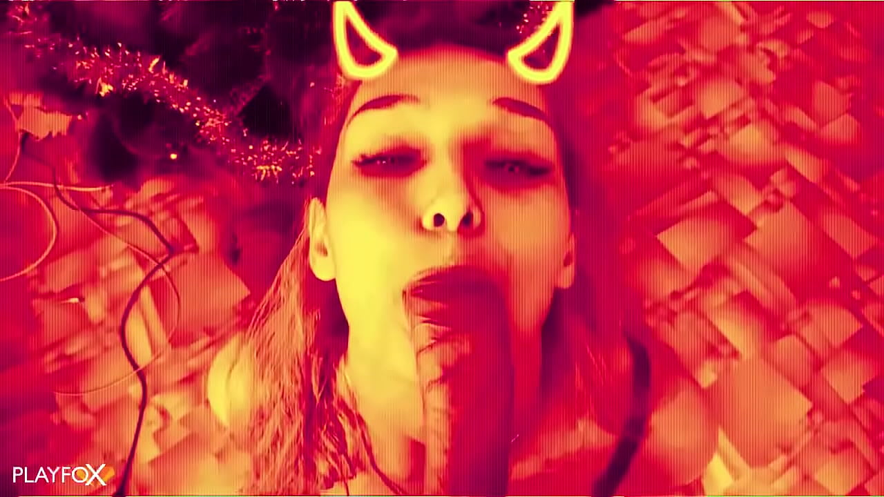 טייַוולאָניש האָטטי געץ פאַקט טאַקע גוט און געץ קום אויף איר טאָכעס