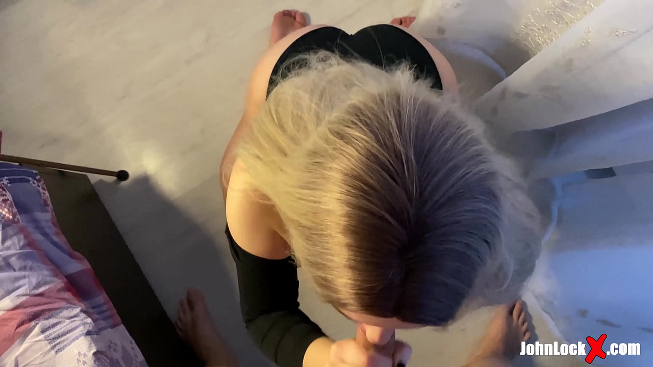 רויטהעאַד סאַקינג דיק און פאַקינג אַרויף, געטינג קום אויף איר טאָכעס